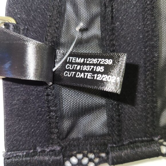 Torrid Curve Black Strappy Lace Detail Longline Bra Gold Hardware 3720 - Picture 9 of 10